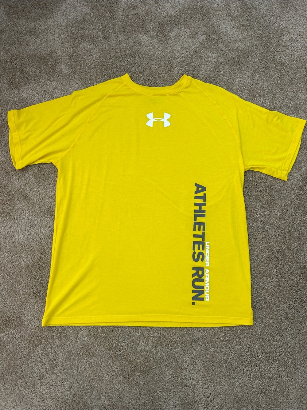 Under Armour Men’s Yellow Heat Gear Short Sleeve T-Shirt